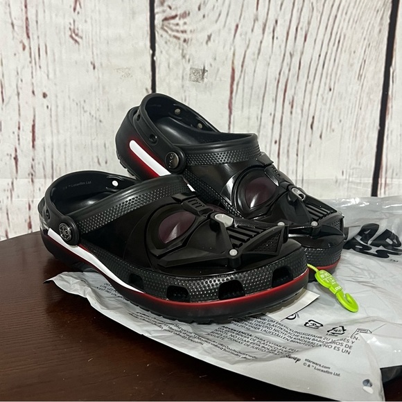 CROCS x Star Wars Darth Vader Classic Clogs - Black mens size 7 main image 10